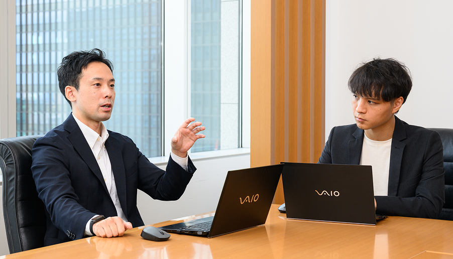 壁となったのは文化と「二重の言語の壁」だった